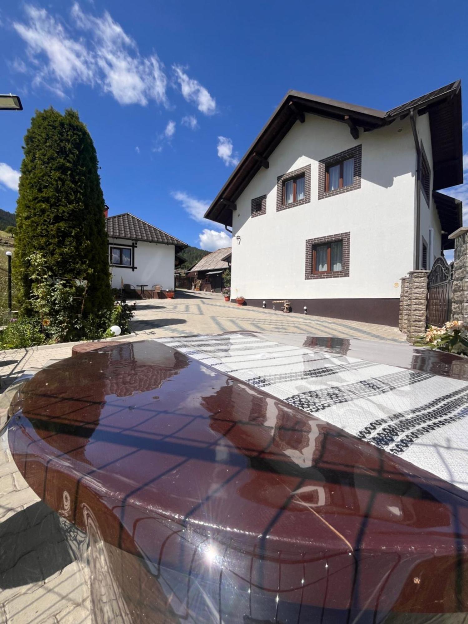 Casa De Pe Deal Sadova  Buitenkant foto