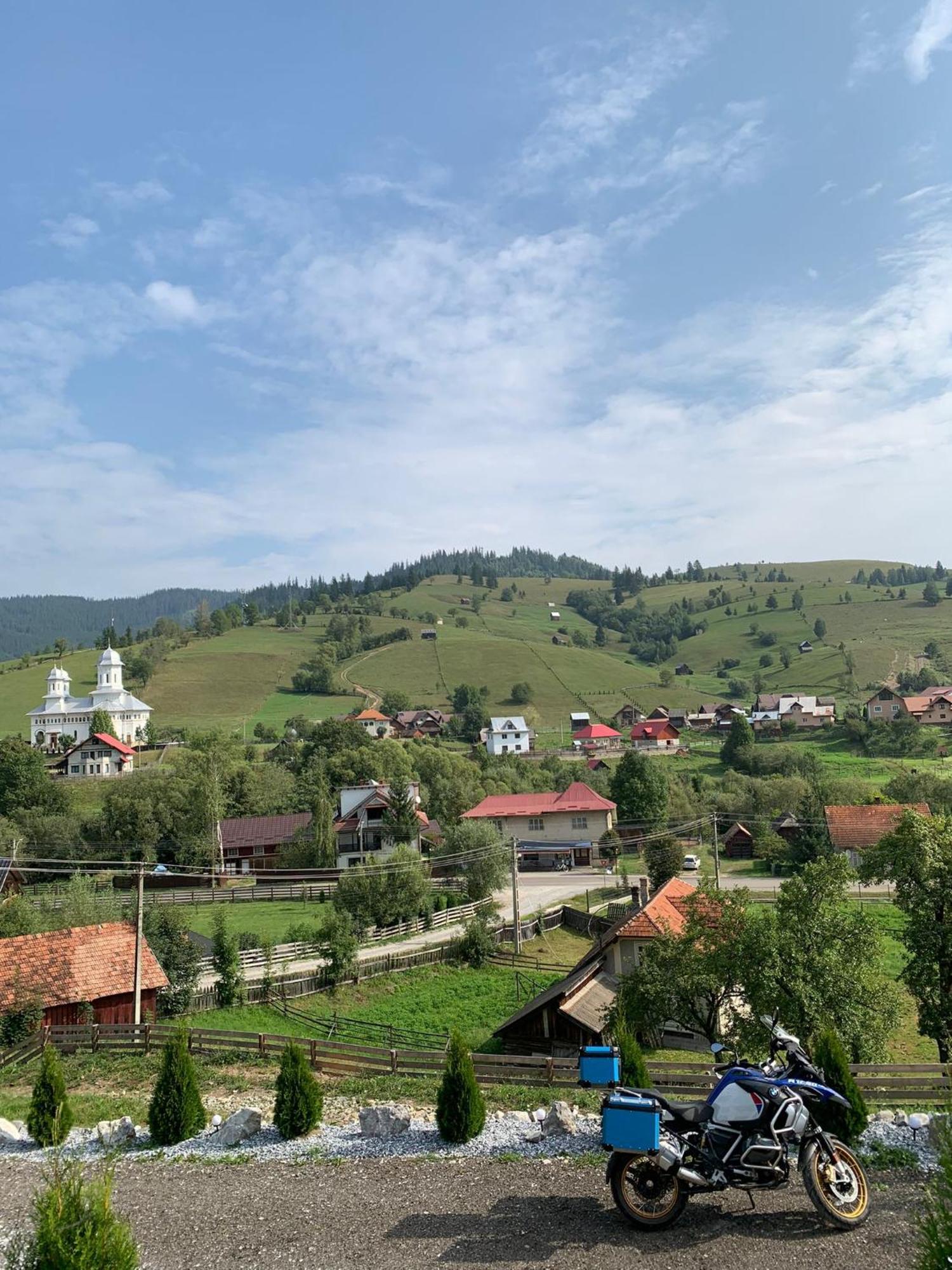 Casa De Pe Deal Sadova  Buitenkant foto