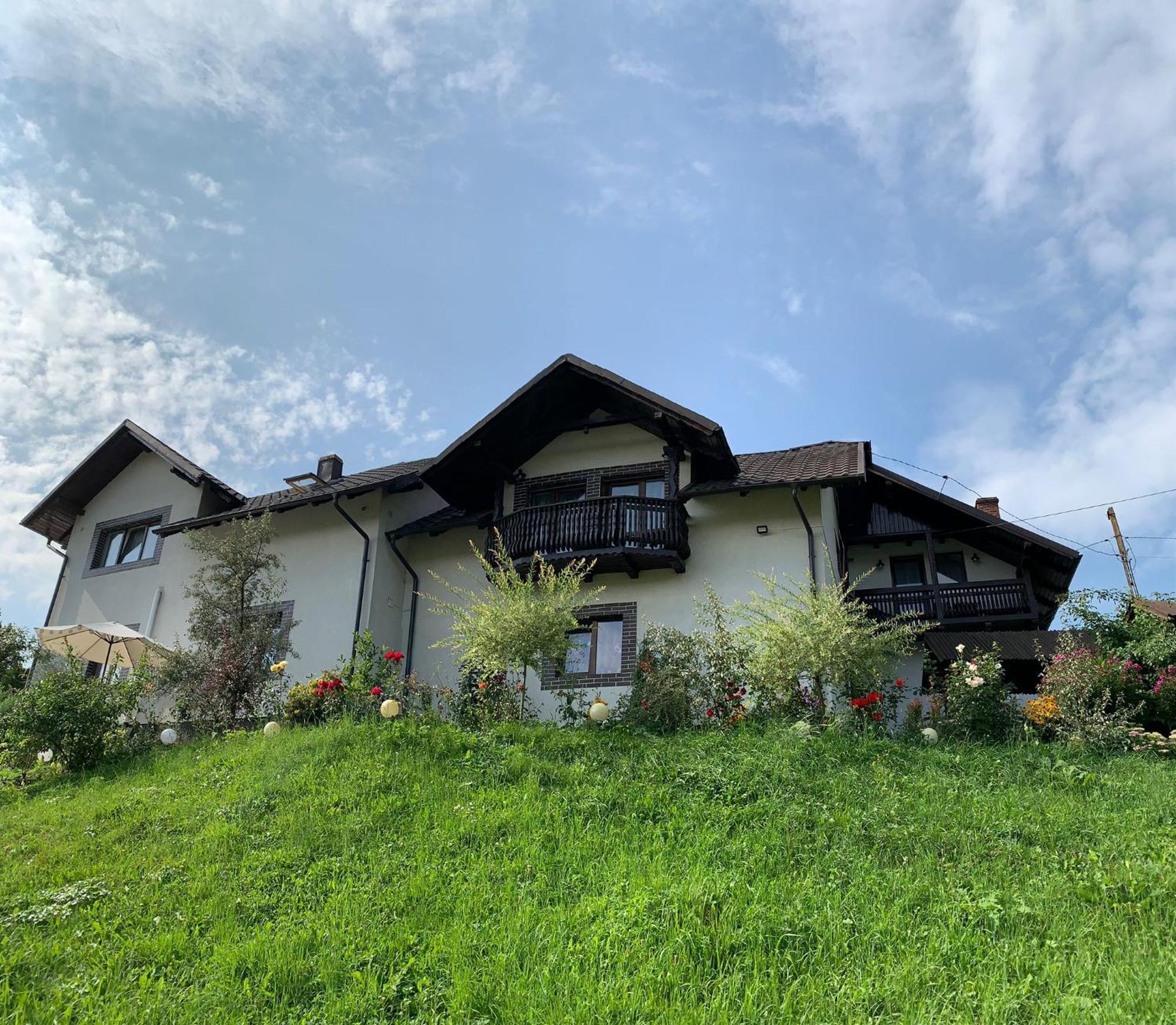 Casa De Pe Deal Sadova  Buitenkant foto