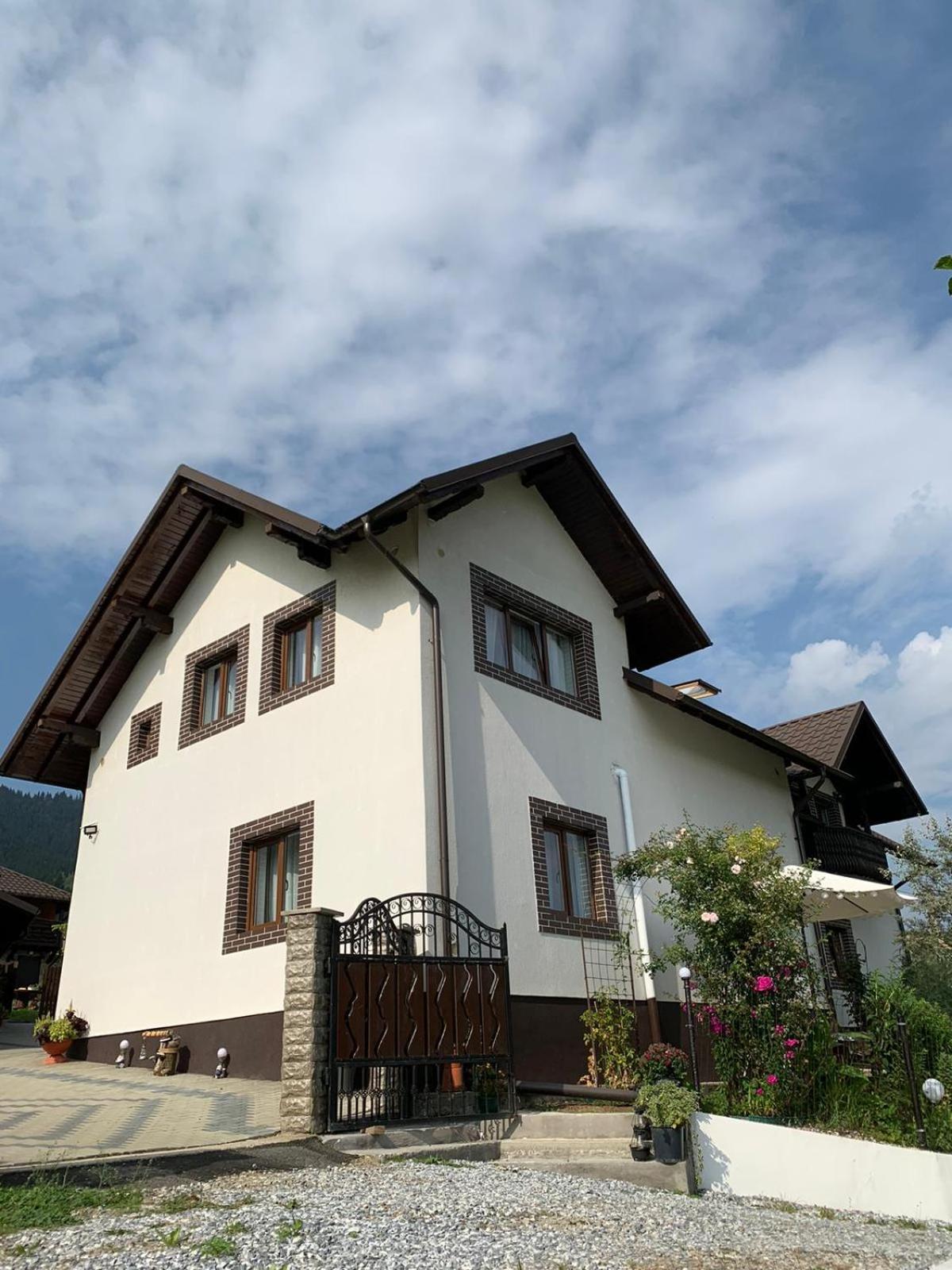 Casa De Pe Deal Sadova  Buitenkant foto