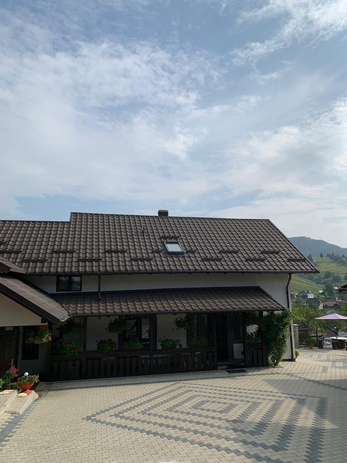 Casa De Pe Deal Sadova  Buitenkant foto