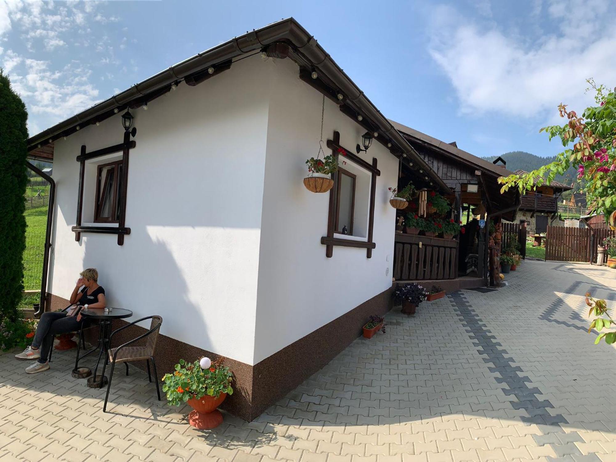 Casa De Pe Deal Sadova  Buitenkant foto