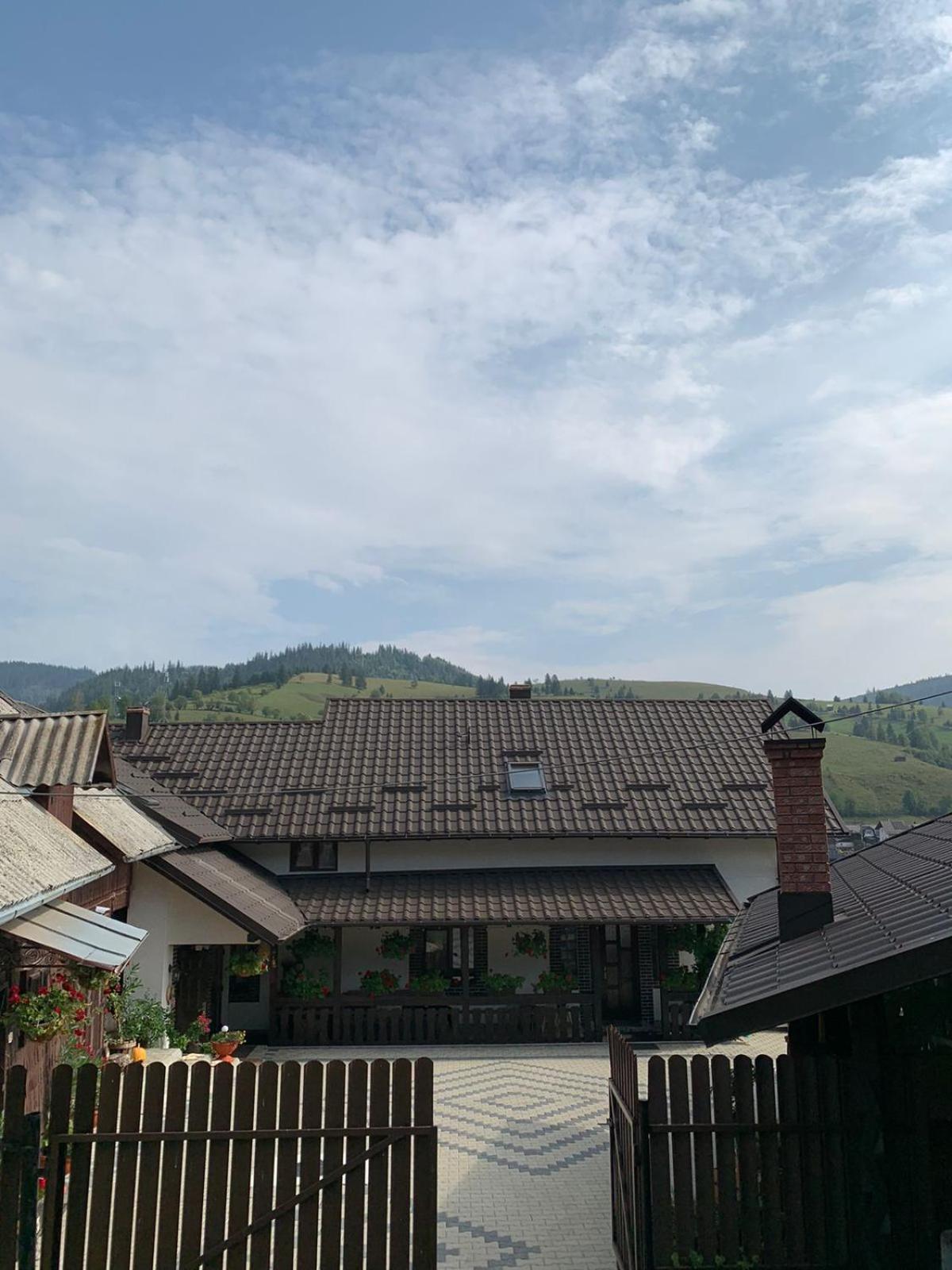 Casa De Pe Deal Sadova  Buitenkant foto